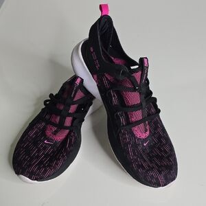 Nike Women's Running Flex Contact Sneakers 8